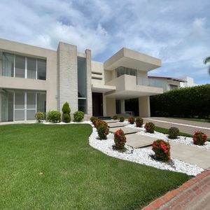 Casa De Lujo En Alquiler - Colinas Del Urubo Sector 1