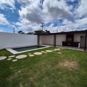 Casa Con Piscina En El Urubo (a Estrenar)