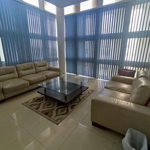 Oficina En Anticretico Equipetrol Piso Completo (tc7)