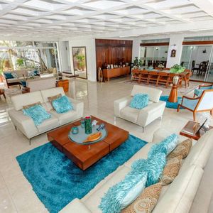 Casa En Venta - Condominio Barrio Norte (dolares O Tc Paralelo)