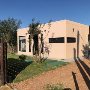 Casa En Ocean Park Muy Cerca De La Playa Y De Punta Del Este