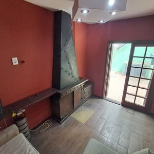 Venta Apartamento 2 Dormitorios, Patio Interno Planta Baja Prado