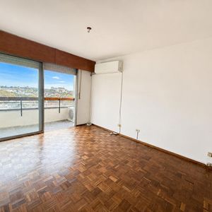 La Blanqueada - Apartamento De Dos Dormitorios Con Balcón