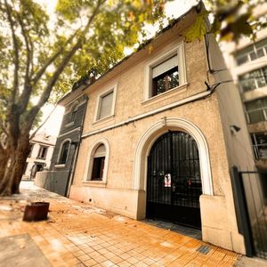 Pocitos, Casa En Padrón único, Dos Plantas, Garaje, Patio