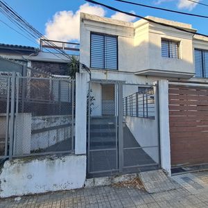 Prado, Venta Apartamento Ph De 1 Dormitorio Y Patio Exclusivo.