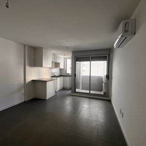 A Estrenar, 8 De Octubre Y Propios, Un Dormitorio, Cochera