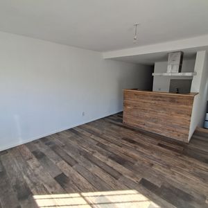Atahualpa Alquiler Apartamento 1 Dormitorio Primer Piso X Escalera