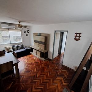 Venta | Apartamento De 3 Dormitorios Semiamueblado