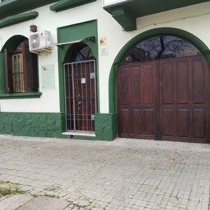 Excelente Casa De 4 Dormitorios Y 3 Baños
