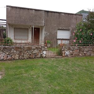 Dueña Vende Casa  2 Dormitorios En Salto