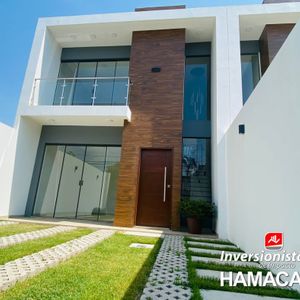 Casa A Estrenar En Venta Av. Roca Y Coronado Entre 3er Y 4to 