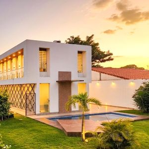 Casa Elegante En Barcelo