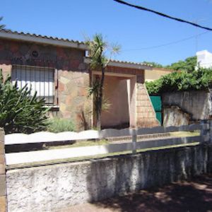 Venta Casa En Piriápolis En Terreno De 380m2
