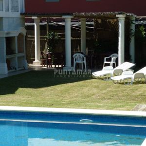 Venta Casa En Montoya 4 Dormitorios Con Piscina