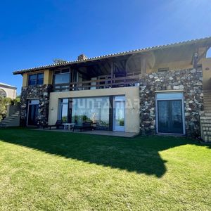 Casa 5 Dormitorios Vista Al Mar En Barrio Cerrado Laguna Blanca