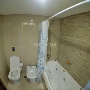 Departamento De 1 Dormitorio En Edificio De Categoria