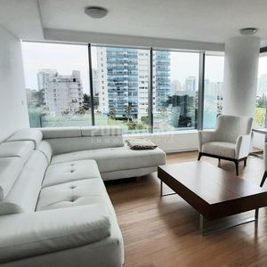 Excelente Apartamento En Edificio Alexander Boulevard