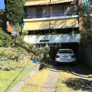 Comoda Casa De 3 Plantas En La Mansa