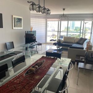 Alquiler Apartamento En Edificio \"art Boulevard\" De Gran Categoria