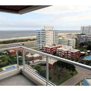 Exclusivo Departamento De 2 Dormitorios Con Terraza, Parrillero Y Jacuzzi Propios