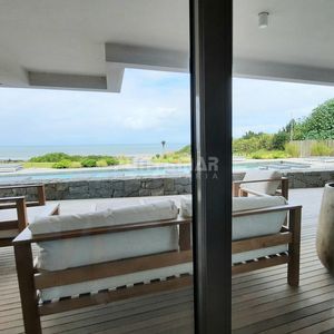Exclusivo Departamento Con Acceso Directo A Playa Bikini, Manantiales