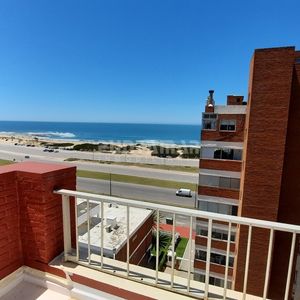 Alquiler Departamento De 2 Dormitorios Con Vista Al Mar