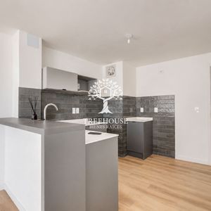 Alquiler Apartamento 2 Dormitorios Y Garaje En Tres Cruces