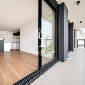 Alquiler Apartamento De 2 Dormitorios En Tres Cruces