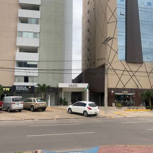 Aprovecha Hoy! Imponente Local Comercial En Alquiler 