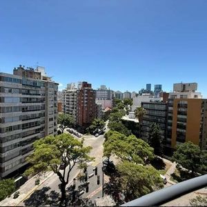 Venta Apartamento Pocitos 2 Dormitorios 2 Baños Garaje