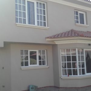 350.000 Usd America - Juan De La Rosa