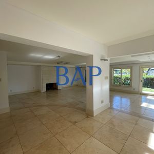 Venta - 4 Dorm. - Carrasco