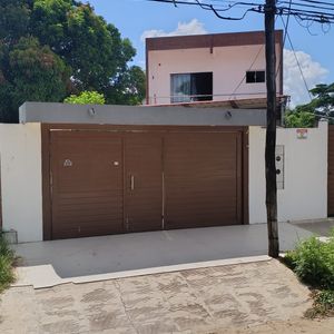 Casa Nueva De 2 Pisos En Venta – Zona Sur