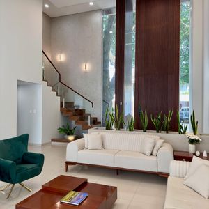 Casa De Lujo En Venta En Zona Norte En Condominio Le Parc Costanera