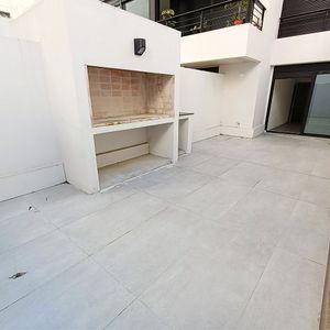 Apartamento Venta Primer Piso Con Patio Garaje 1 Dormitorio