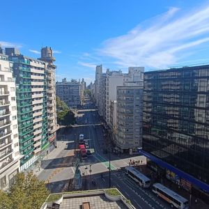 Alquiler Oficina 50m2 Con Garaje En Torre El Gaucho