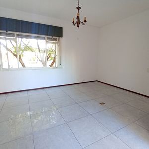 Apartamento En Alquiler. Monoambiente, Kitchenette, Baño
