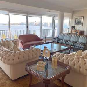 Venta Apartamento Pocitos Nuevo 4 Dormitorios 4 Baños Terraza 2 Garajes