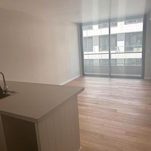 Venta Apartamento Carrasco Este 1 Dormitorio 1 Baño Garaje Box