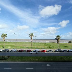 Venta Apartamento Punta Carretas 4 Dormitorios 5 Baños Estar Parrillero Garaje Doble