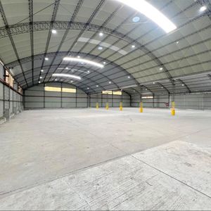 Alquiler Polo Logistico 1015m2  Nuevo París