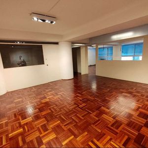 Alquiler Oficina De 120m2 En Edificio Torre Independencia En Centro