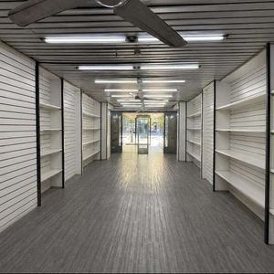 Alquiler Local Comercial 250m2 En Unión