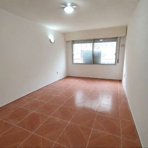 Alquiler Apartamento Pocitos Monoambiente 1 Baño Muebles Garaje