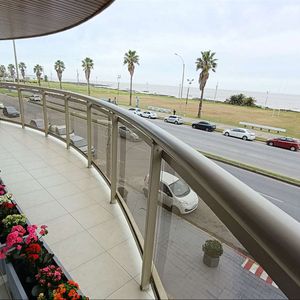 Venta Apartamento Punta Carretas 4 Dormitorios 5 Baños Muebles Garaje X 3