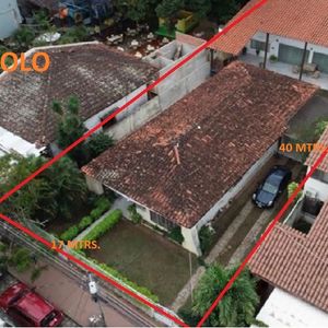 Terreno En Venta- Con Dos Casas- Diagonal Plazuela Blacutt