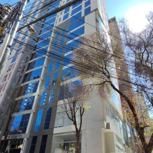 Oficina Sobre La 6 De Agosto - Nueva 132.00 M2