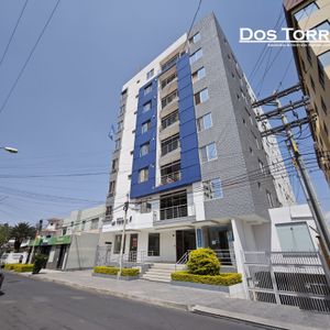 Local Comercial Pb, Próximo A La Plaza De Las Banderas