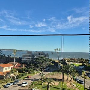 Alquiler De Verano Con Vista Al Mar Apartamento 3 Dormitorios.