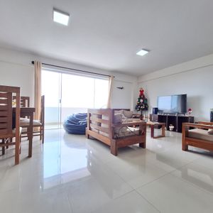 Departamento En Venta Zona Este | 204 M² Sobre Avenida 